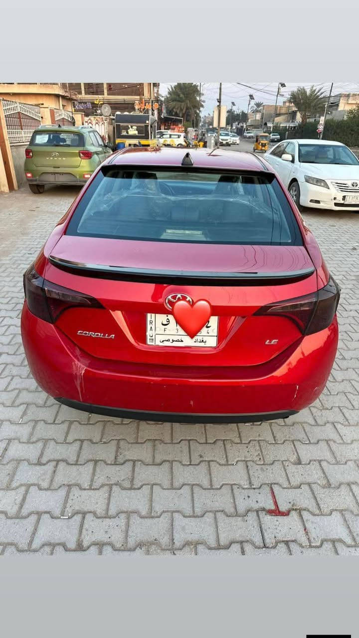 السلام عليكم ورحمة الله وبركاته
كورلا 2018 وارد امريكي  للبيع
مكينه ١٨٠٠
حجر بيئه موجود 
رادار موجود بلادي 
سياره جديده ماشية 97
فئة Le
شاشه كامرة دواره تحكمات جهتين حاكيه بلاتوث اوكس ٣وضعيات قياده تبريد ثلج 
لايت زنون عالي ناصي وبلاجكتورات زنون
كير مكينه مكفوله تبريد صدر كله جديد تخم تاير جديد 
بغداد بسمي هزه سنوية جديد رقم جديد
حادثه مرفق بالصور وبالعراق طخات بسيطة 
السياره متصرف عليه شي
للآستفسار    ***********
السعر  138 وبيه مجال بسيط  جداً
مكاني بغداد مدينة الصدر قرب ساحة 83
