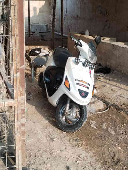 سلام عليكم لبيع او مراوس بدراجه كير فراشه كامله ربع ما ذب عليه ليت  مسجل مكينته خير من الله ***********
