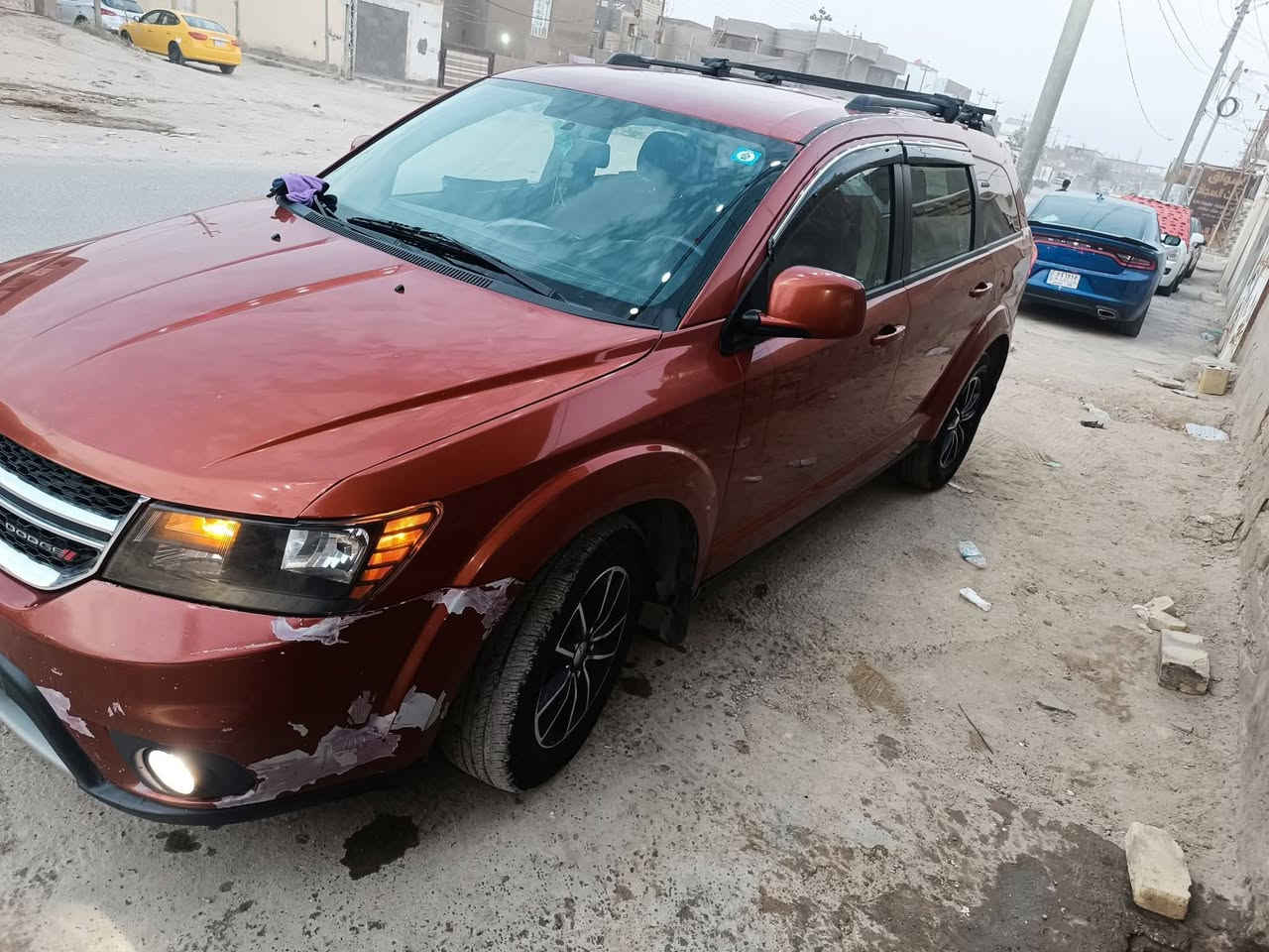 سلام عليكم دوج جورني مديل 2013 فئه SXT فول مواصفات عده الفتحه سته سلندر3600 سبعه راكب3قطع تبريد شاشه كبيره كشن كهربائي  حساس خلفي كامره بصمه تشغيل عن بعد بصمه ابواب زنون وباقي مواصفات المعروفه حادث امريكه جاملغ امامي ايمن فقط بسمنه رقم بصره نكليزي سعر 120 وبيه مجال الاستفسار ***********
