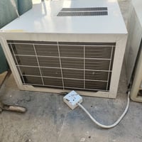 عندي نثين مكيفات للبيع جدد واحد شغال جاهز واحد بس عوزه  غاز مستخدمات ش...