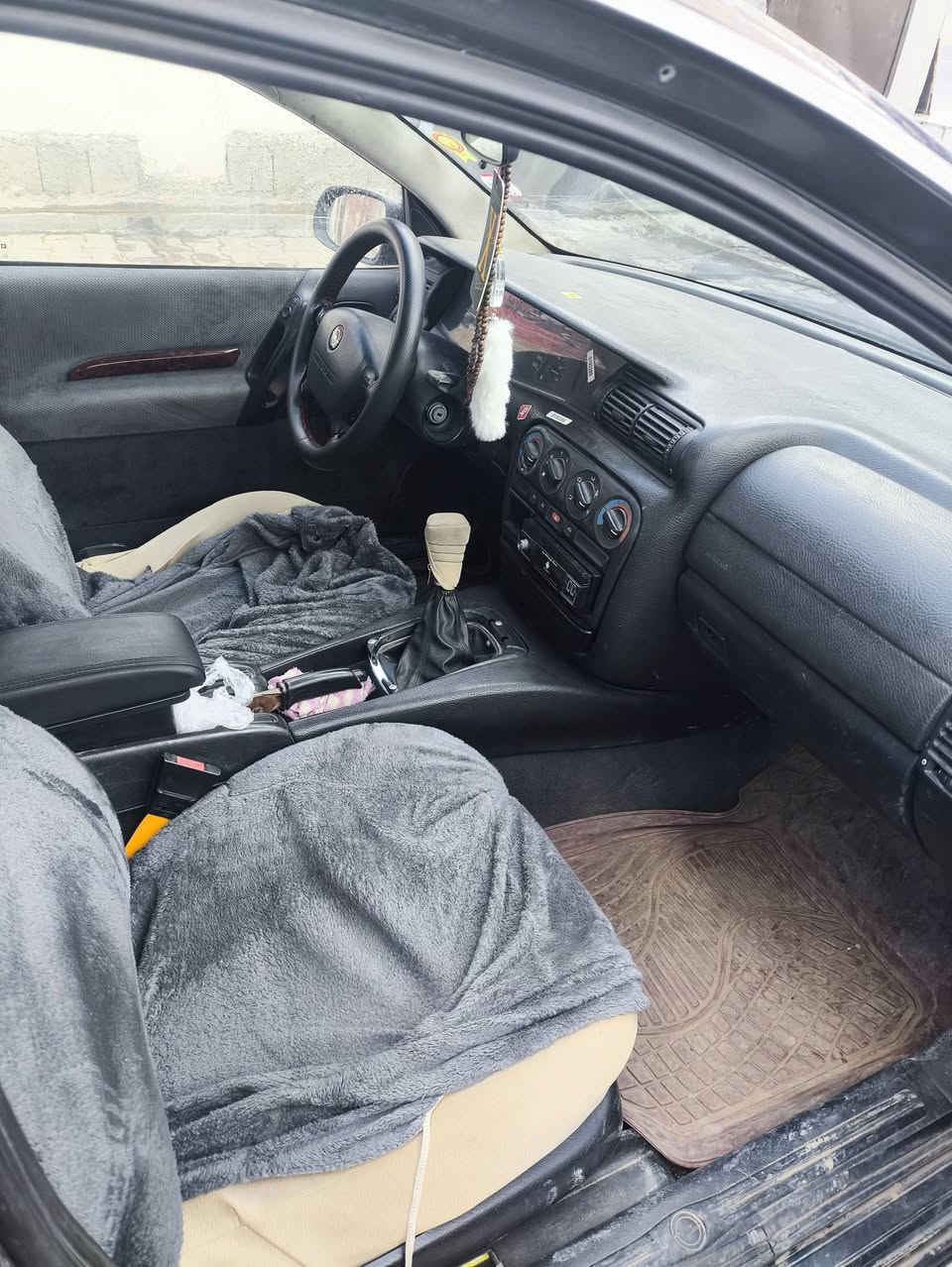 السلام عليكم للبيع اوبل بزون
موديل 94 رقم كركوك إنكليزي مشروع وطني سنويه لل 29 
مكينه 2000فل كير عادي سياره ما بيها لا ضربه ولا خياس 
مكان السياره كركوك قضاء الحويجه تفاصيل اكثر اتصل وتدلل ***********
