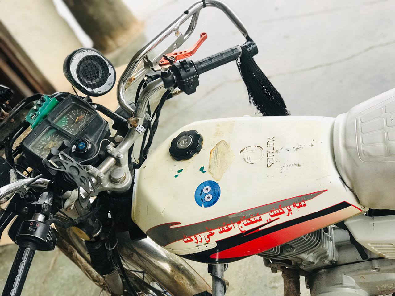 السلام عليكم تايجر 20 ابى الدرع وزن ثقيل شرط نظافه فول كهربائيات كلها شغاله من البقلايت للايت لا صرف لا تبخير محرك صافي ببدايه نضح دهن مراوس ايش عندك نزل بالتعليق اعطي فرق فوق انطي فوقه موبايل ايفون 7 بلس


**إذا كنت صاحب هذا الإعلان وتريد حذفه لأي سبب، رجاءا أرسل رسالة إلى الدعم الفني**