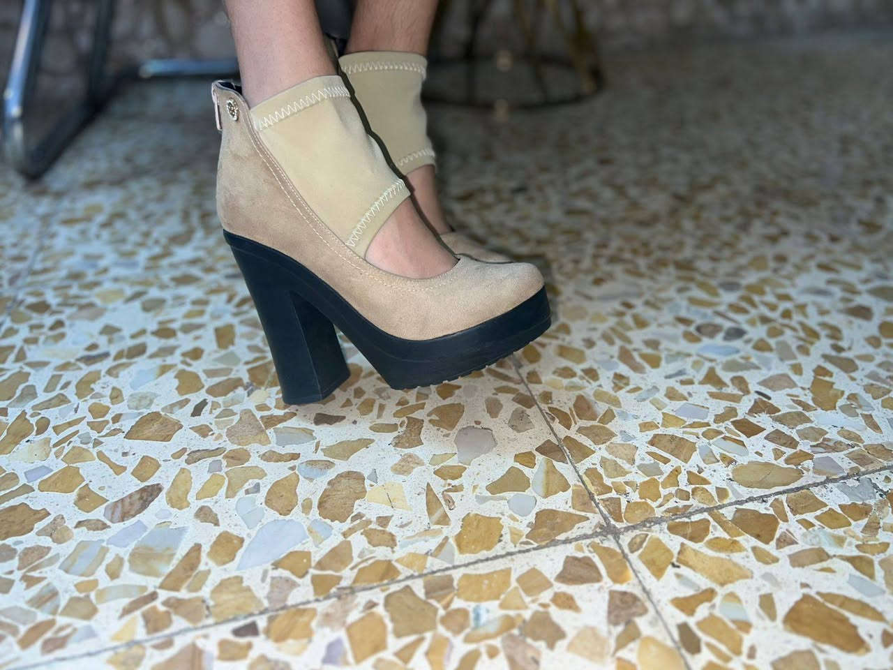 السلام عليكم
بنات عندي أحذية 👠 قسم ملبوس مره وقسم ما ملبوس قياس 37 السعر خاص الاتصال 📱ب هذا الرقم***********بي واتساب
