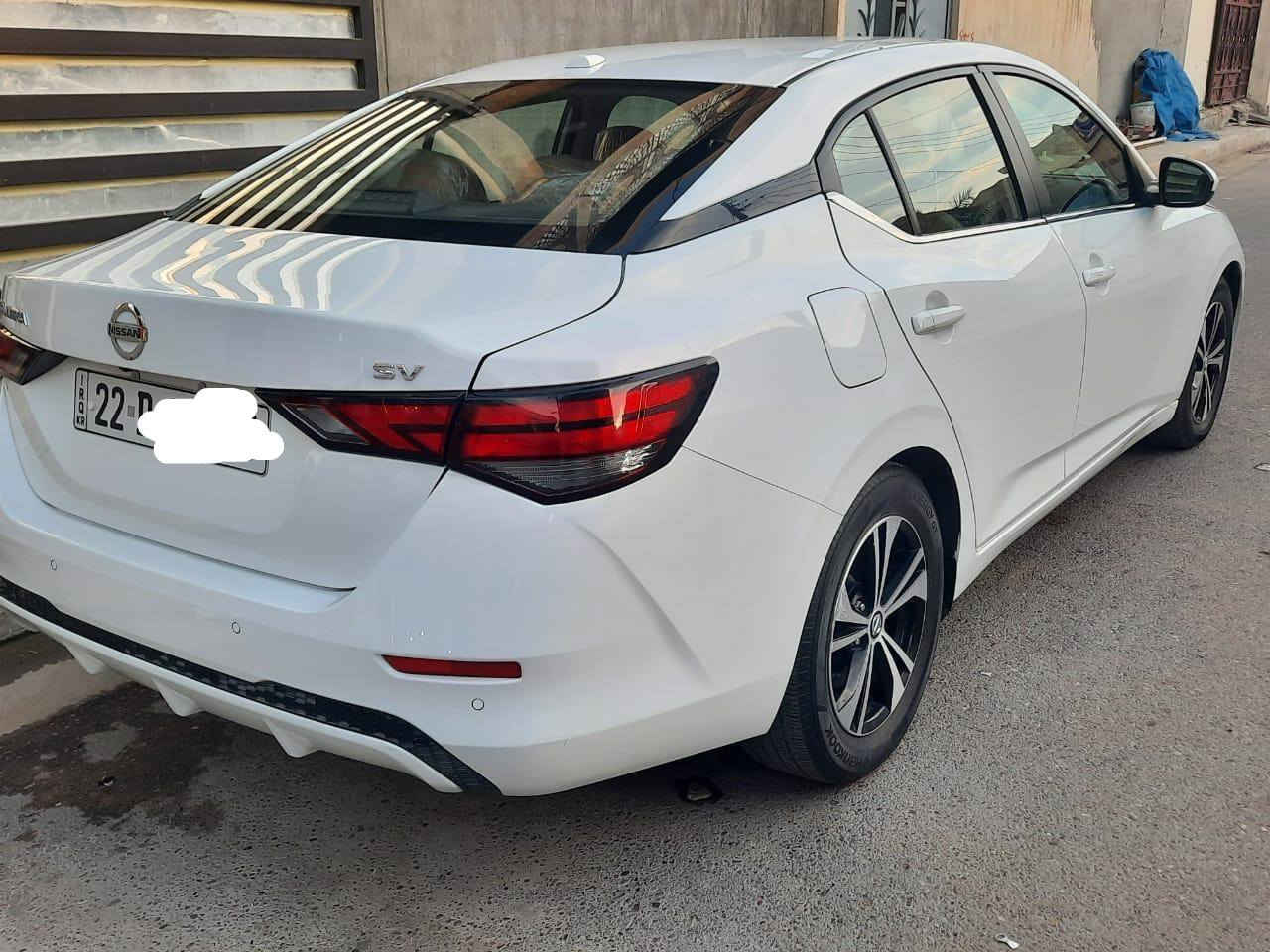 سياره نوع نيسان سنترا
موديل ٢٣
وارد امريكي 
كلين السياره 
 ضرر فقط تاير مثل لي بل الصوره
السعر ب157 ورقه
العنوان الفلوجه 
للاستفسار الاتصال ع الرقم
***********
