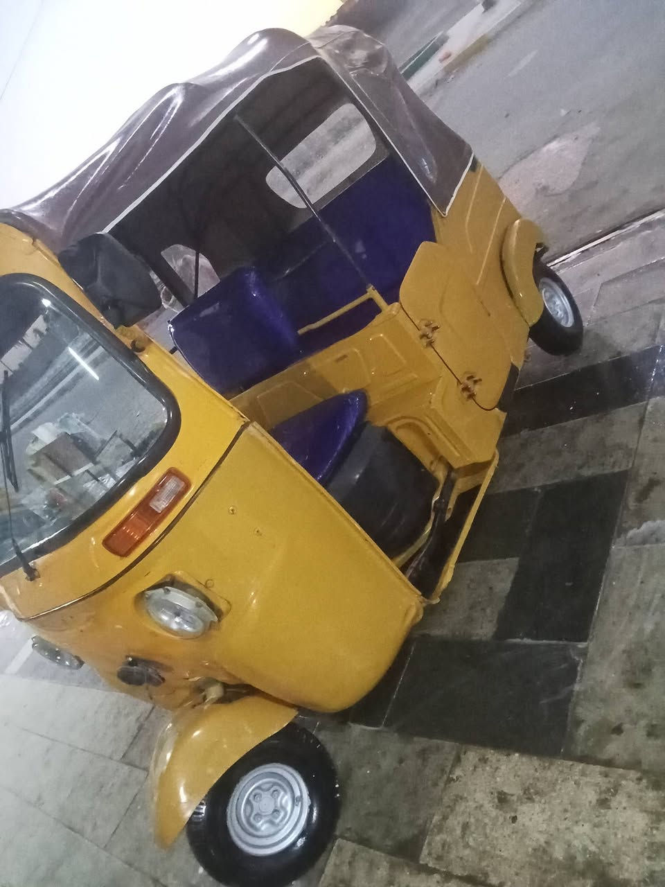 سلام عليكم تكتك البيع مديل 21 اوراق شرط ترقيم بيه صبغ وبيه معجون محرك مجفت شركه شراي يجي خاص أو وتساب ***********
