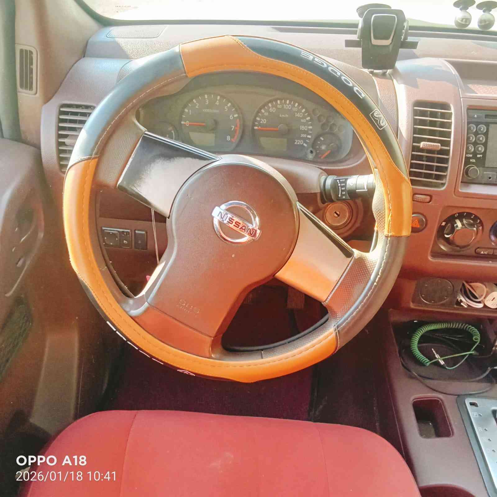 نيفارا للبيع موديل2013 رقم اربيل بسمي تحويل ثاني يوم
سياره جديده وحلوه مكينه كير صدر تخم تاير تبريد تتفئه كله جديد حادث قطعتين فقط باقي السياره كفاله عامه 
سياره جديده تخبل سعر 120 وبيها مجال شي بسيط كلش 
حك الجيه مكان السياره بغداد الرئاسه المعلمين قرب جامع النقيب رقم ***********
