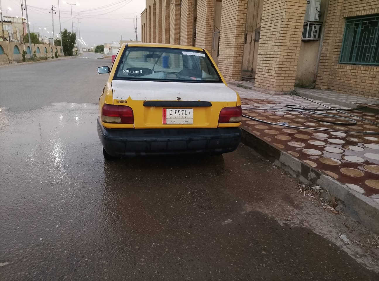 موديل 11 محدث 12غرامات400على المشتري مكينه جديده صاراسبوع من شادها هيئة مصفره شوااصي معممره السعر15بيها مجال مكاني حله قريب كراج الموحد الشراي يتصل ***********

