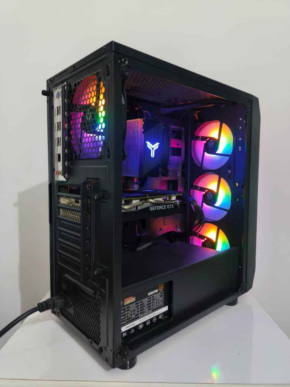 موصفات 
Xeon E5-2670v3 
16gb ram
X99
500gb ssd
550w bronze psu 
Gtx 1660 super
Wifi
Power cable

ضمان سبوع فحص وا تجربه 
متوفر توصيل جميع محافظات العراق 
تواصل *********** كربلاء, العراق
