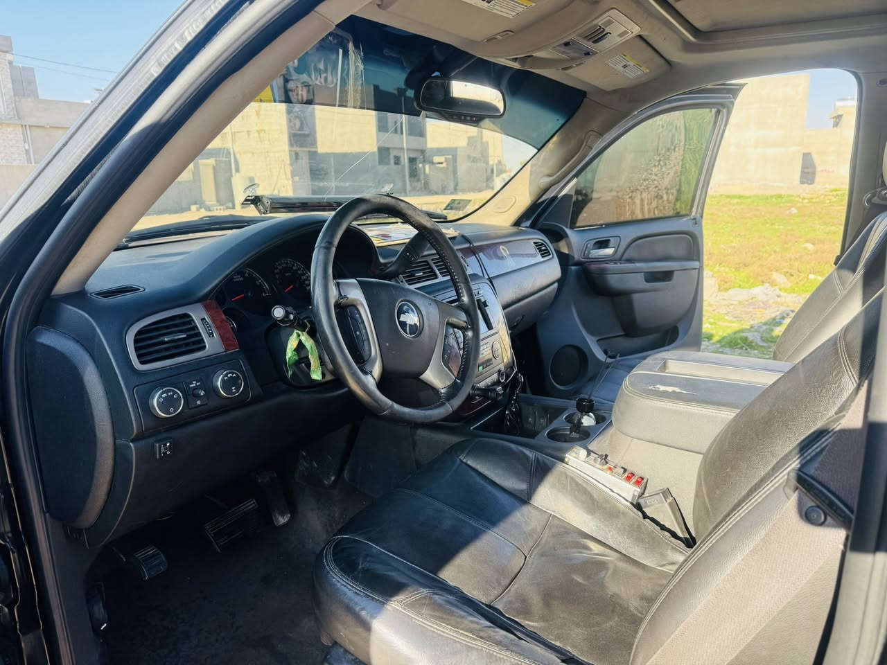 سلام عليكم ورحمة الله وبركاتة تاهو 2011 LT  متومة بدون گصة كشنات جلد تدفئة وتبريدكامرة خلفية فتحة سقف السيارة نظام غاز وبانزين بيها مواصفات خير من الله بلعافية عليشتريها السعر 90 وبيها مجال ان شاء الله


**إذا كنت صاحب هذا الإعلان وتريد حذفه لأي سبب، رجاءا أرسل رسالة إلى الدعم الفني**