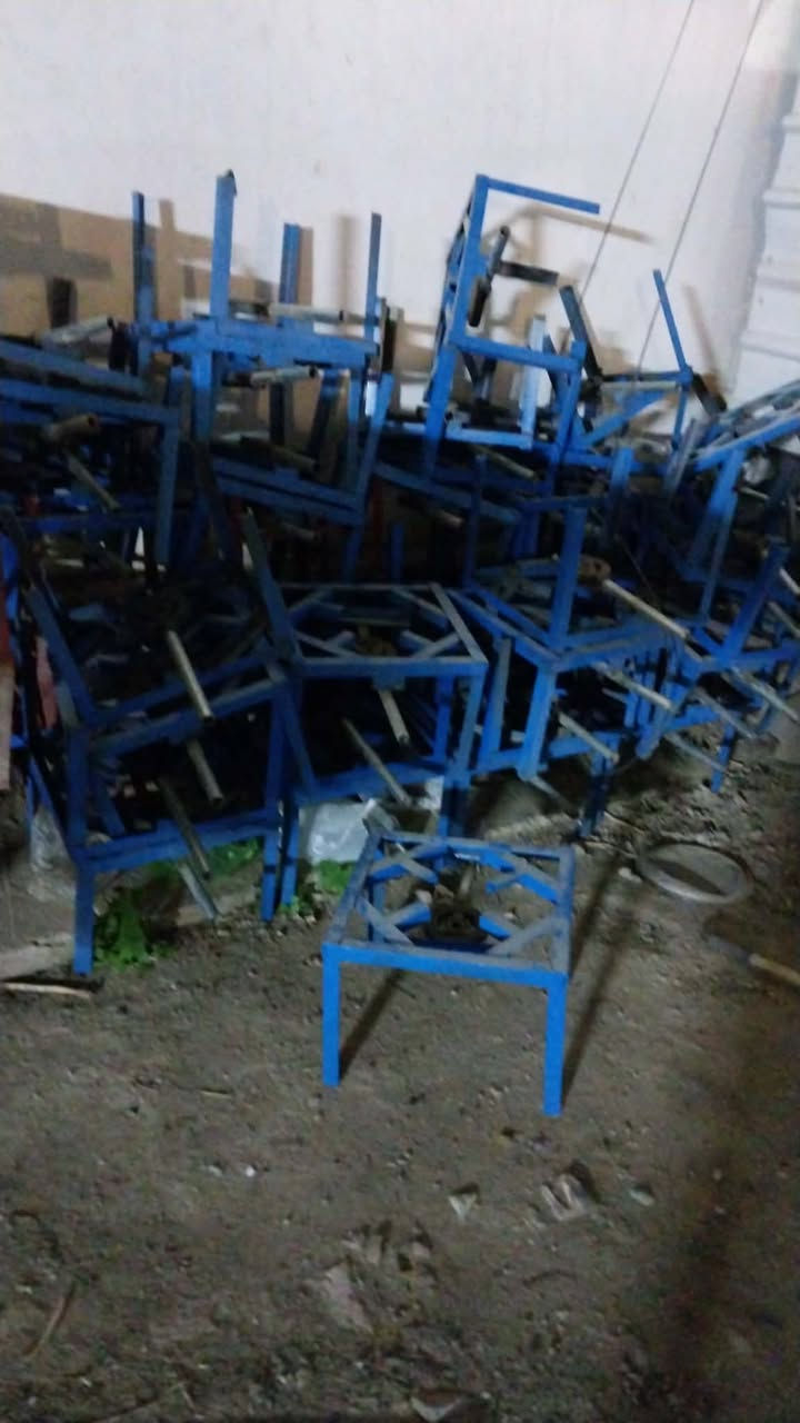 بريمز غاز عدد 50 
سعر القطعة 20 الف 
العنوان بغداد السيدية


**إذا كنت صاحب هذا الإعلان وتريد حذفه لأي سبب، رجاءا أرسل رسالة إلى الدعم الفني**