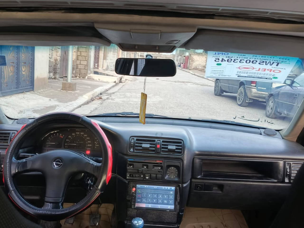 فكترا موديل (91) حجم (18) صبغ جمالي بيها ضربه خفيفه بالجاملغ الخلفي الي ورا الراكب محرك وكير شرط التواير جدد الطخم جديد سياره كلش نضيفه وماناقصها شي السعر (42) ورقه  (***********)
