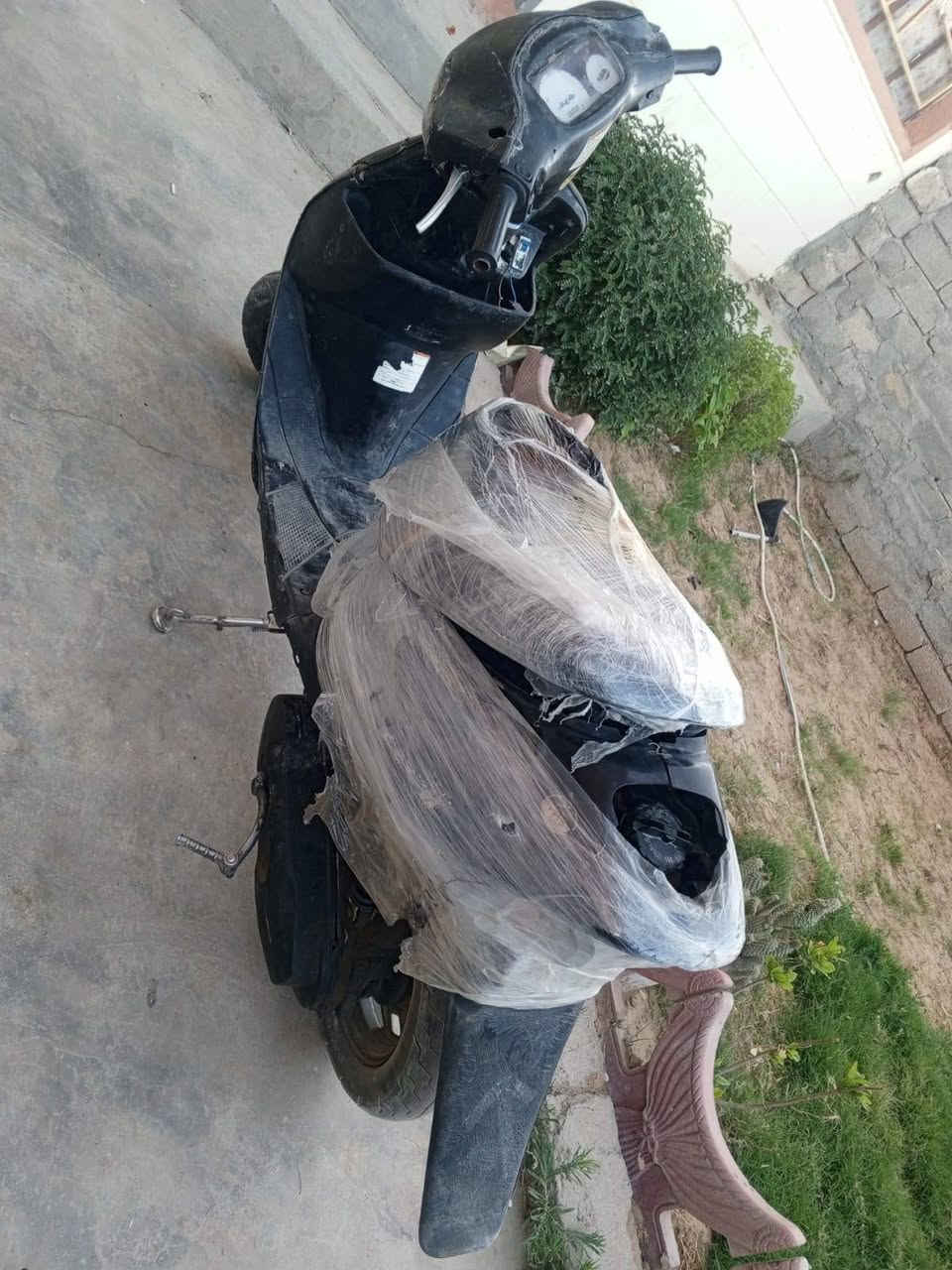 ماطور زنبور نظيف كهربائيات شغالة السعر 80 رقم الهاتف ***********
