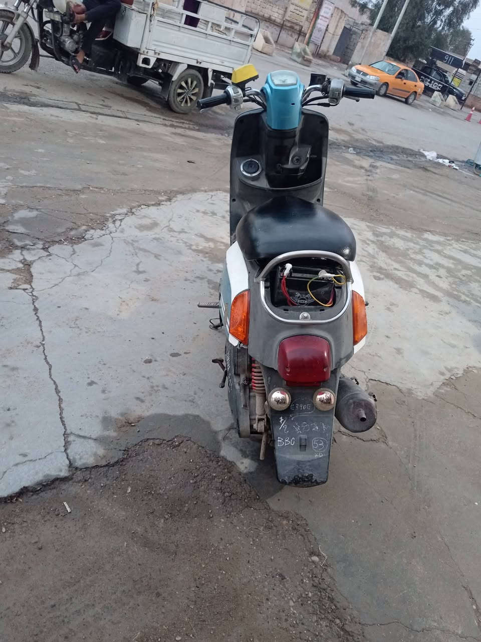 السلام عليكم دراجه ماكس بوليس الدراجه مكفوله من كل عطل بوشه 49 بلاد كفرات مختم ختم واحد موديل 2008 الدراجه اي نقص مابيهه مكفوله
السعر 650 وبيهه مجال
الرقم ***********
المكان المقداديه الوجيهيه
الموشراي لا يخابر رجاءا 💞
