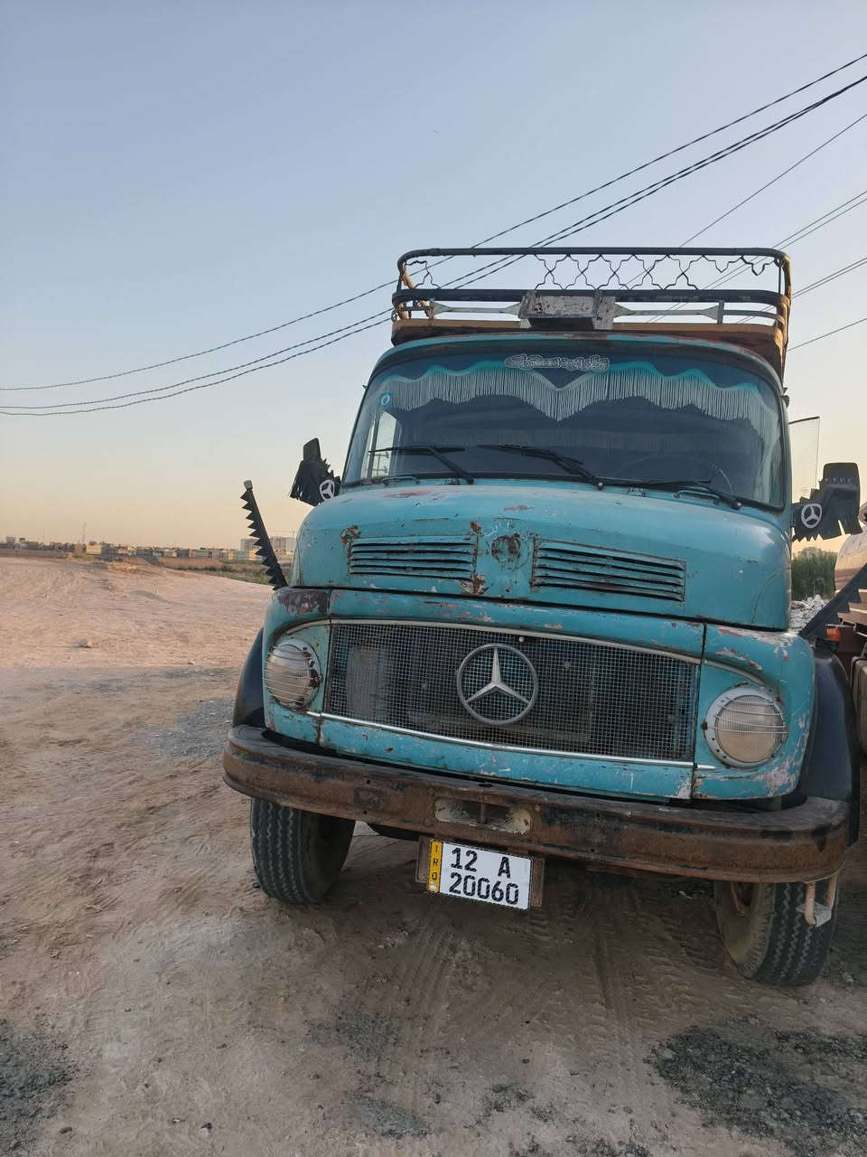 سلام عليكم مرخصت الدمان ابو ردين 75 8طن شاصي مدبول ضهر وبطن كير مكفول مكينه بيه خيط بخار لباقي بلاد للستفسار رايده 24بيه مجال قليل مكان كربلاء
 ***********
