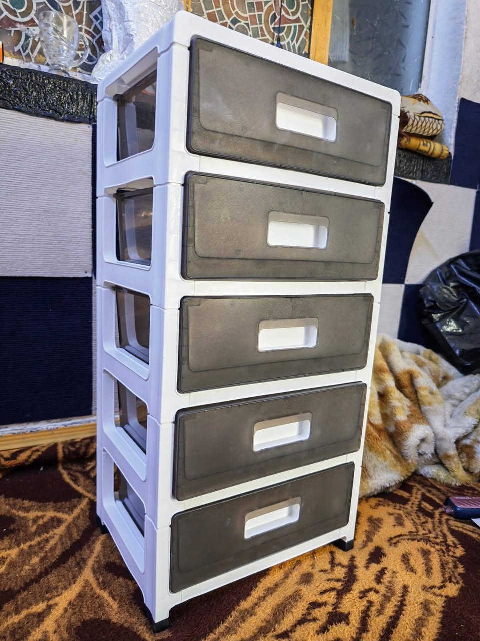 السلام عليكم
السعر اسفل كل صوره


**إذا كنت صاحب هذا الإعلان وتريد حذفه لأي سبب، رجاءا أرسل رسالة إلى الدعم الفني**