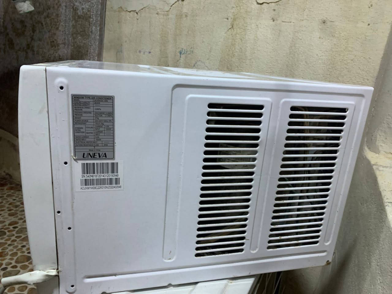 مرحبا عندي هاذه المكيف للبيع
مكيف اقتصادي UNEVA يشتغل على وطني وعلئ سحب 3امبيرات بارد ثلج 250
ورافع قدره 3كيفي 175شرط الفحص نضيفات استخدام صيف واحد مستعجل على بيع لتواصل على هاذه الرقم ***********
