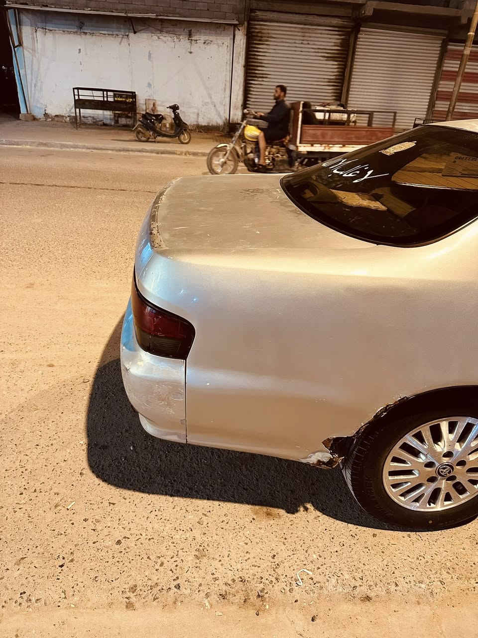 سلام عليكم
للبيع نقل جثه بدنه فقط سياره حلوه مكينه وكير خير من الله سياره سنويه 26 تنتهي سنويه يوم ٢٧.  ٣.   راعيه يريد تحويل رقمي *********** مكاني البصره السيبه  السعر 30وبيه مجال
