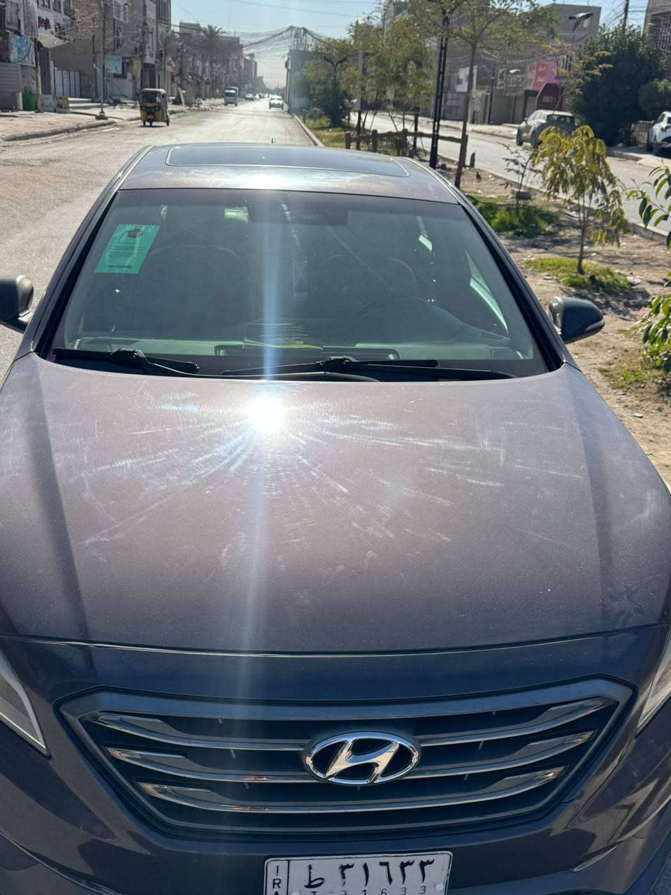 السلام عليكم 
مره خصه الادمن المحترم 
للبيع هونداي سوناتا موديل 2017 واريد أمريكي 
فول مواصفات لمتد 
كشنات جلد وكهرباء وتدفئه 
شاشه وكامره وحساسات ورادار خلفي ورادار جانبي 
قطعتين تبريد 
فتحه سقف 
ماشيه 55 مايل 
كير ومكينه وصدر كفاله 
حادثها جاملغ خلفي وقبق صندوق فقط وصور الحادث مرفقه بل منشور 
السعر 127 وبيها مجال 
رقم بغداد وشرط التحول 
مكان السياره بغداد السيديه 
*********** بغداد, العراق
