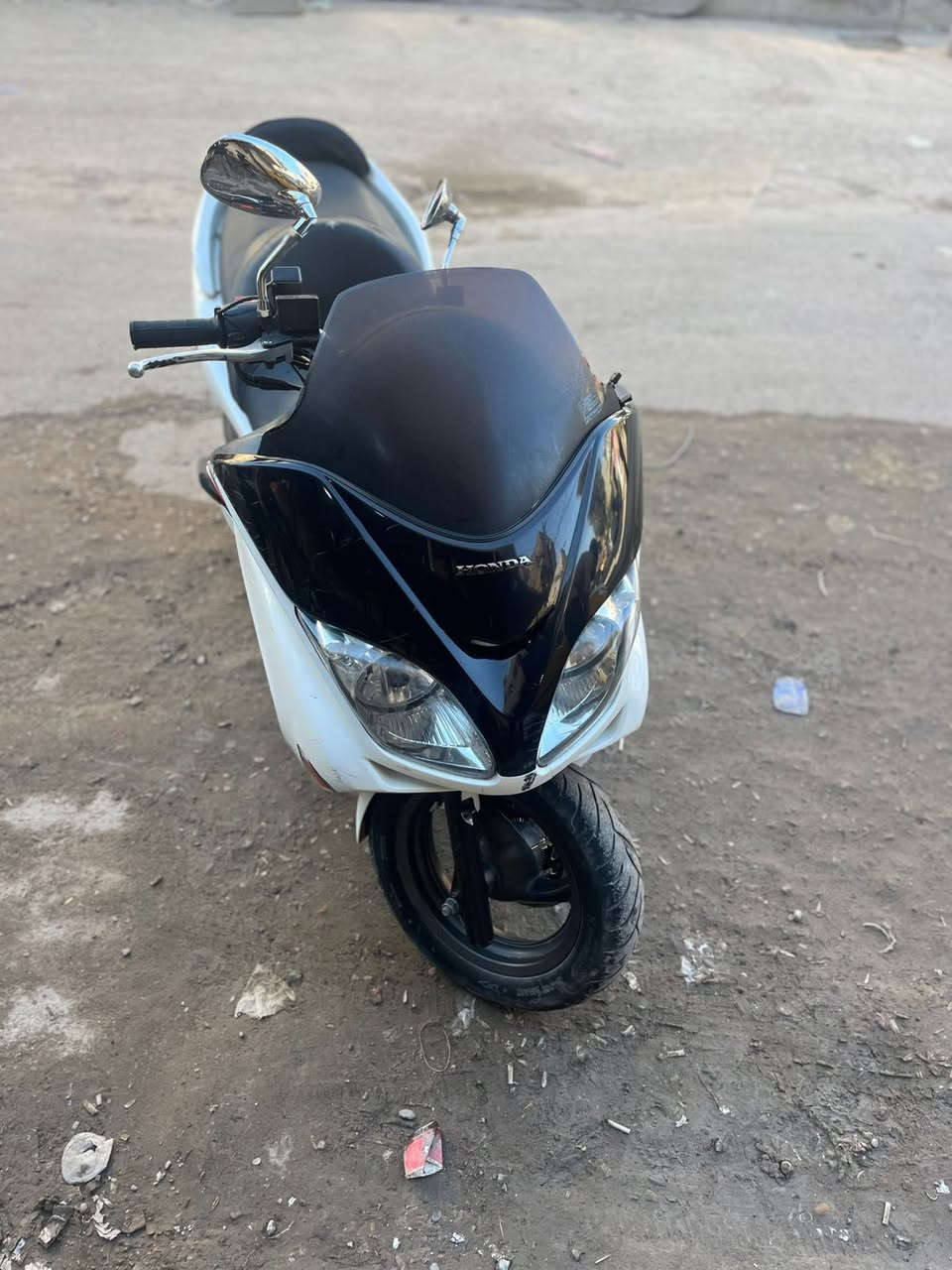 السلام عليكم فورزه 8/0 مكينه بلاد برغي ممفتوح بيهه دراجه كهربايات شغاله صالنصه رياضي تخم تاير جديد دراجه خير من الله شغل واطلع مكاني اعضميه ***********
