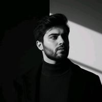 عامل متفرغ الي عنده شغل داخل دبوانيه