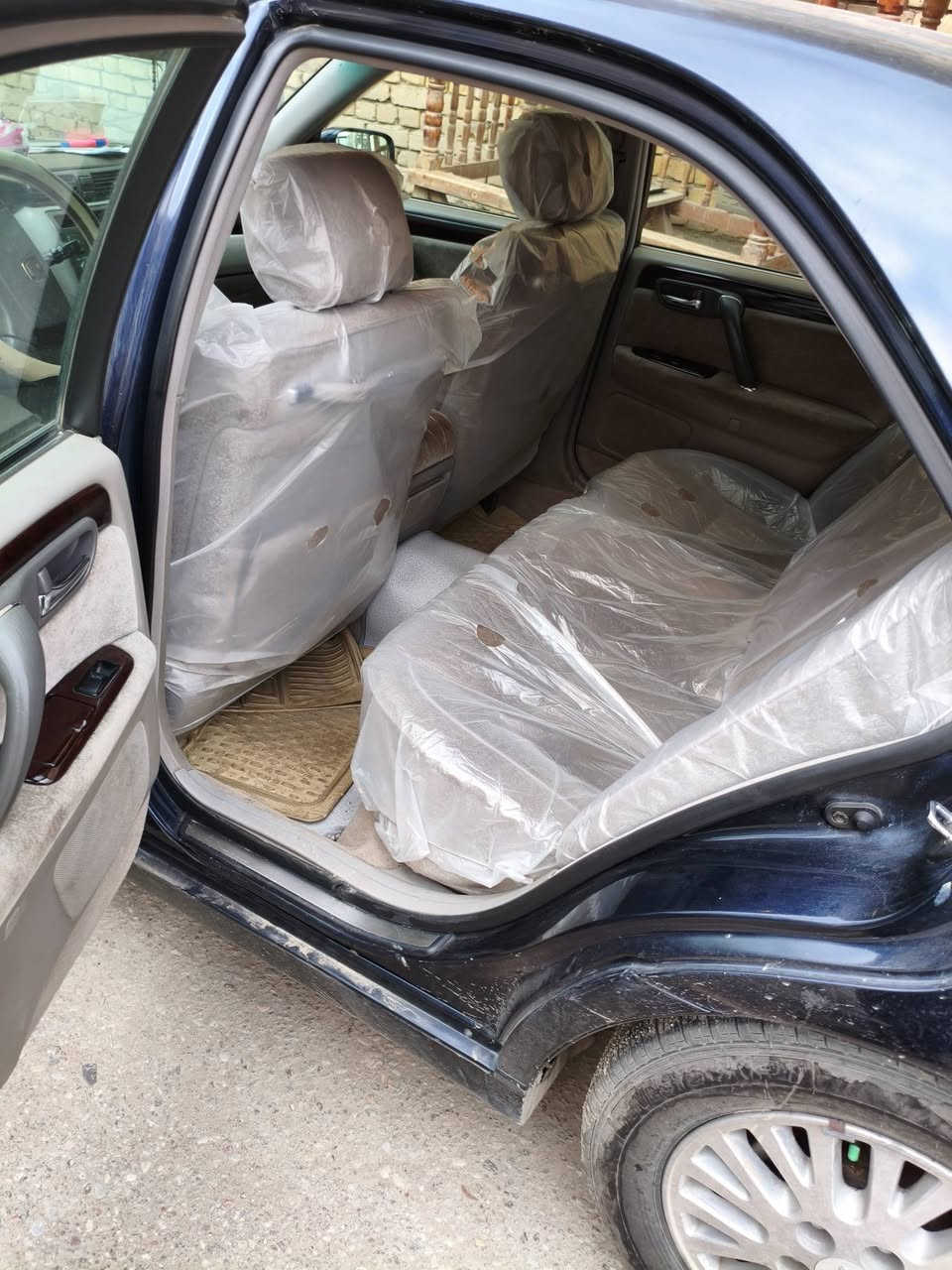 سلام عليكم سيارة جنون ملكة ادوات كفالة عامة فقط كصة قمارة (ميسان) للأستفسار (***********)
