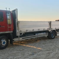 هينو • طول ٦٫٢٥م • بلدي