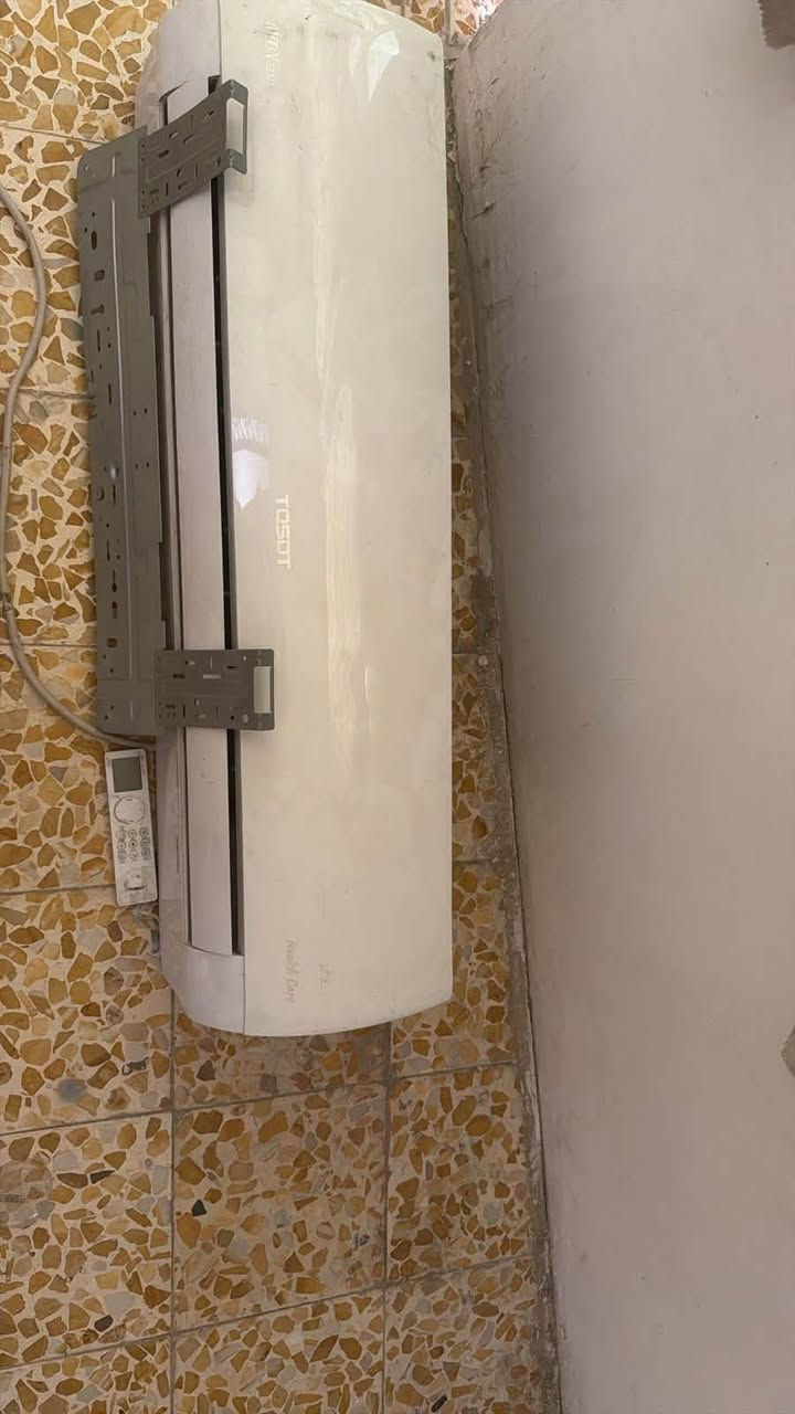 السلام عليكم للبيع سبلت 2طن للاستفسار الاتصال على هذا الرقم
0771 132 6660
