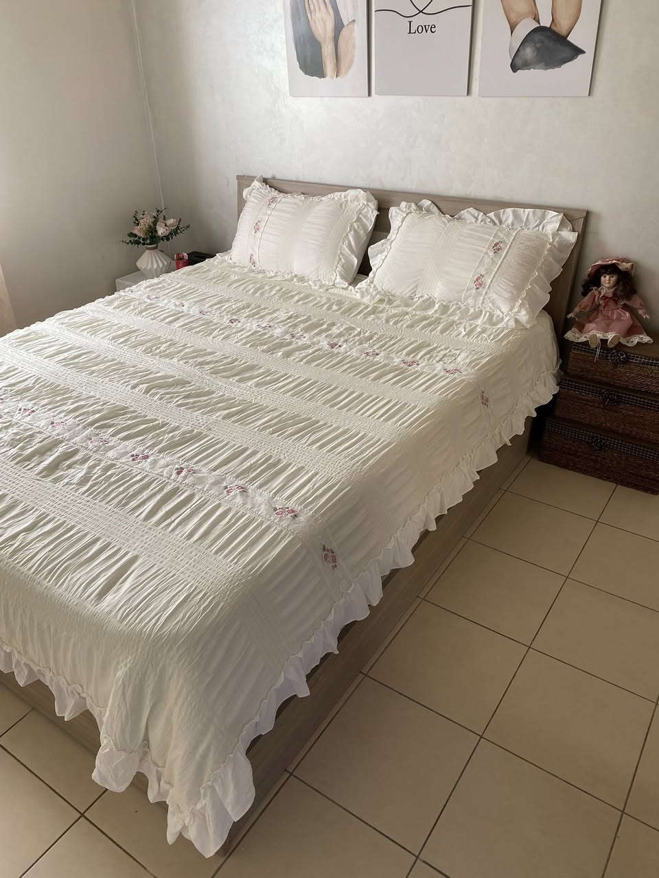 السلام عليكم 
غراض للبيع كلش نظيفات 
لغرفة سعرها 600 وبيها مجال 
المراية 160 قفل 
الطبلة 175
الاثاث كلش نظيف وجديد وتكمة مو شي خفيف


**إذا كنت صاحب هذا الإعلان وتريد حذفه لأي سبب، رجاءا أرسل رسالة إلى الدعم الفني**