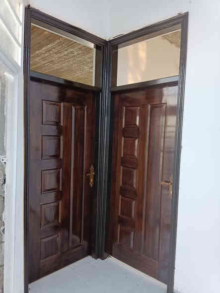 من اعمالنا ابواب خشب طبع ٥ ملم النقش والون حسب الطلب العنوان الخالص حي الجنود ***********
