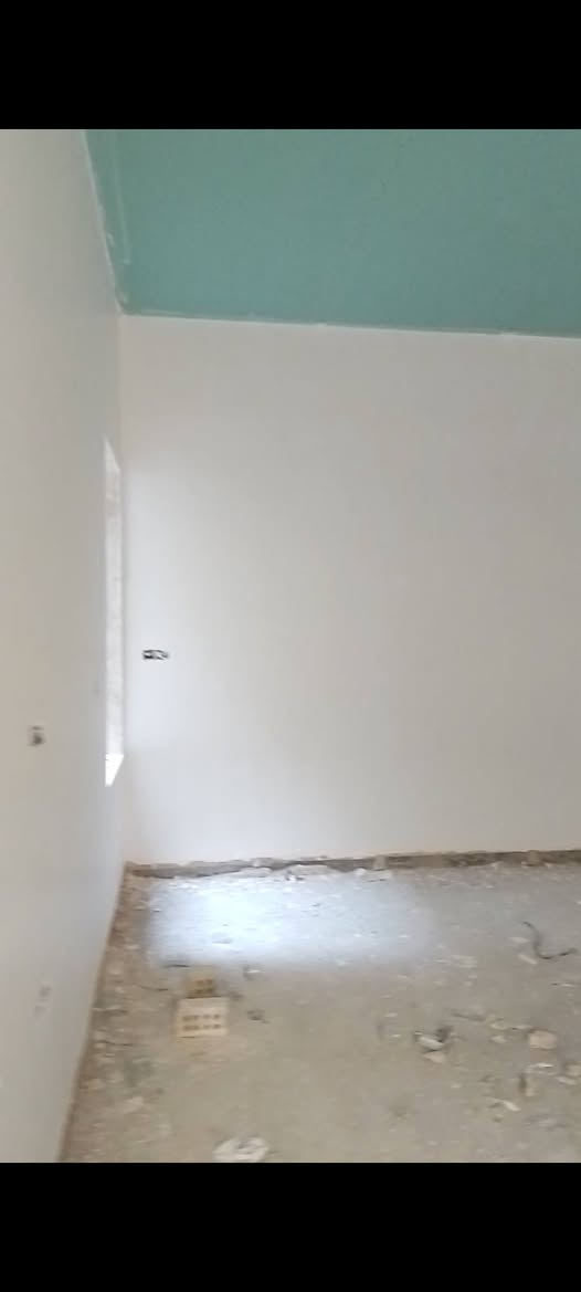 السلام عليكم خلفه لبخ وجص وبورك متفرغ حاليا مكاني مدينه الصدر  رقمي ***********
