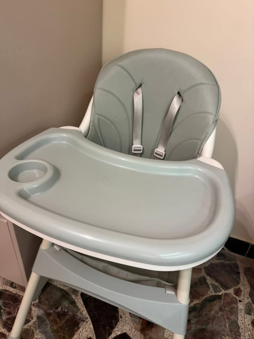 السلام عليكم
كرسي طعام اطفال استخدام قليل نظافه ١٠٠٪؜ 
سعره ٥٠ وبي مجال
مكاني كراده وعندي توصيل


**إذا كنت صاحب هذا الإعلان وتريد حذفه لأي سبب، رجاءا أرسل رسالة إلى الدعم الفني**