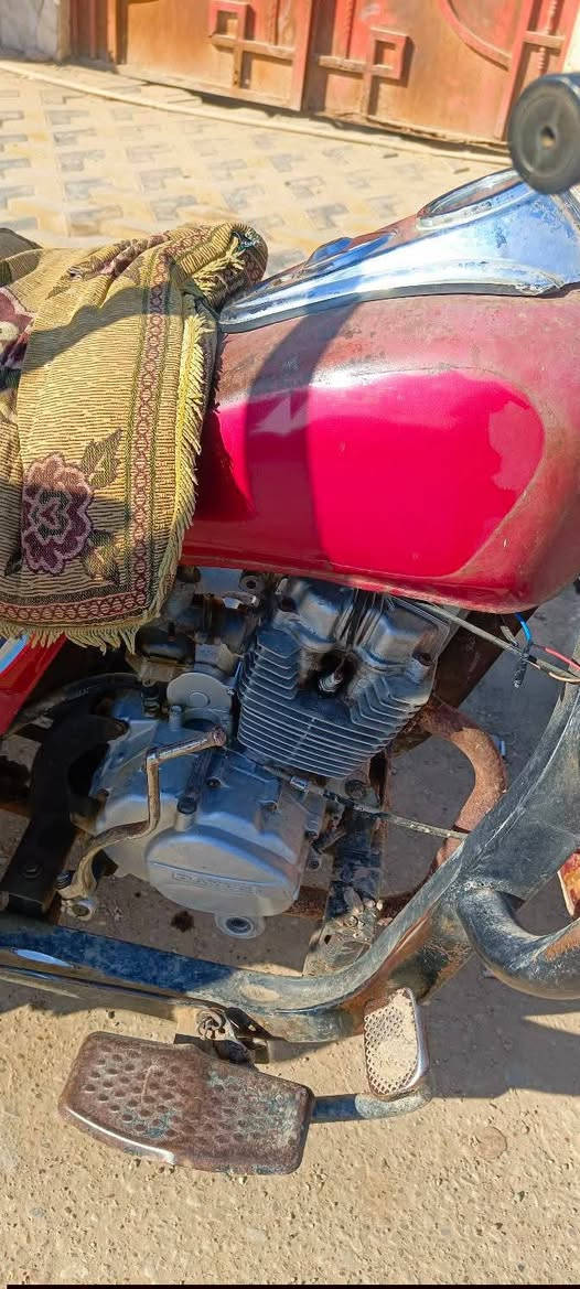 ستوته للبيع مديل 15

اوراق كامله 

كهربائيات كامله 
مانقصها شي 
فقط ترتيبات 
سعر 1200 وبيها مجال 
كرمة بني سعيد 
***********
