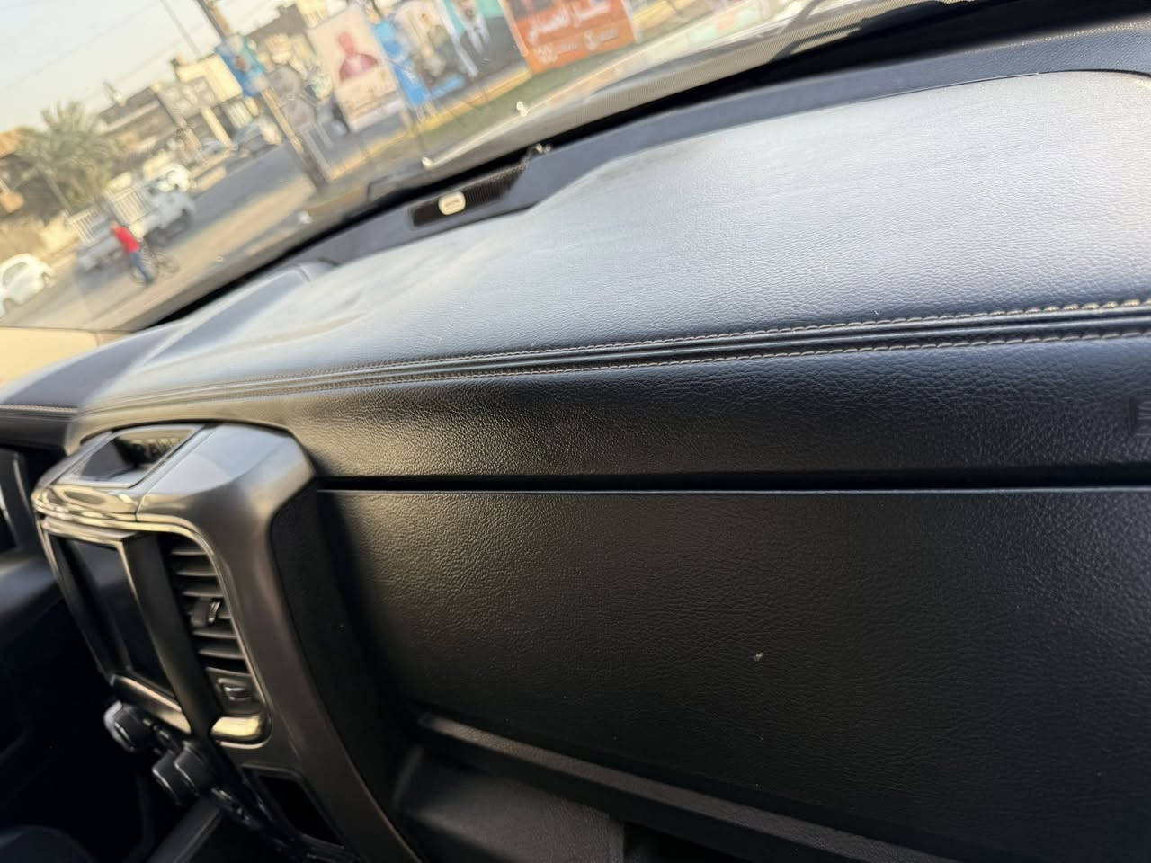 السلام عليكم
رام كلاسك تك باب R/T موديل 2017 محرك 5.7 وارد امريكي حادثهة الدعامية الامامية ايرباك فقط الكشن وهنا نصبغ نص الجاملغ الخلفي فوول مواصفات
بصمة تشغيل
بصمة باب 
شاشة كبيرة 
دشبول خياط
بنيد فتحات
ويل كب 22 
سستم صوت الباين 
دبل كزوز
السيارة ماشية 88 الف مايل
سعر السيارة 19500$
مكان السيارة اربيل
للاستفسار 
***********
***********
