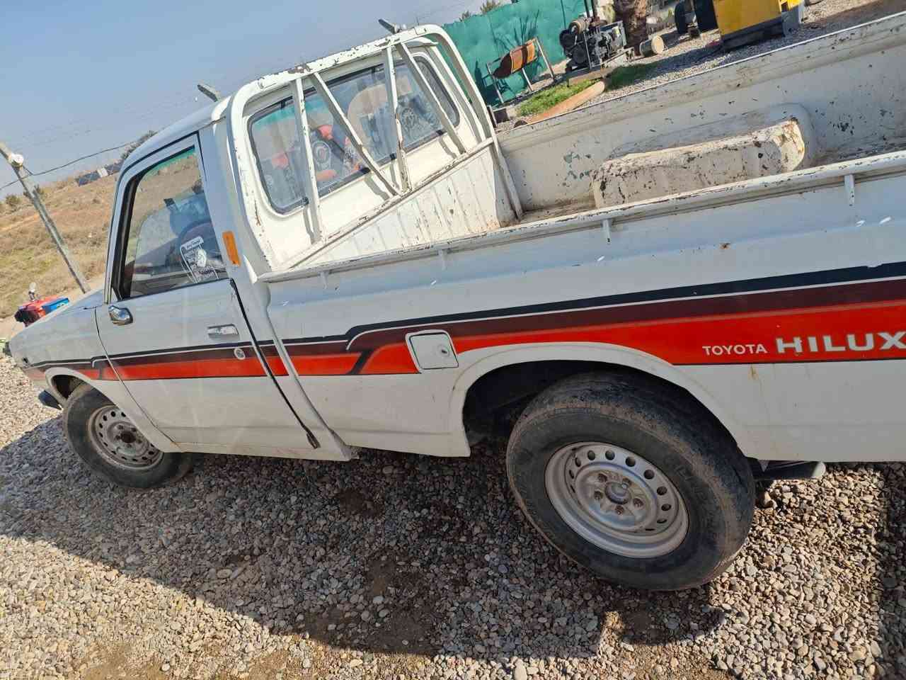 السلام عليكم   مكان ديالئ
(((((للمراوس فقط)))) 
بيكم تويوتا 
موديل 79 رقم نينوئ سنويه صاحبها موجود يحول 
بيها بس باب السكن يرادله شويه ترتيب ماتصرفلك 40 الف اقل عليه باقي كله مكفول وشغال مابيها عيب كير محرك كله مكفول
***********
