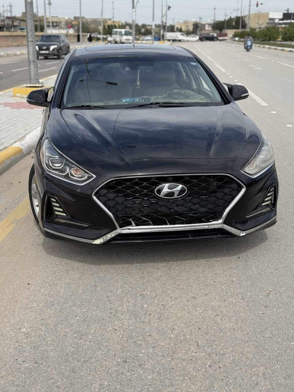 سلام عليكم رقم
اربيل 

سونتا 2018

حادثها فقط جاملق خلفي 

بيها بارد باب سايق وا الخلفي 

بارد خفيف

سياره نضيفه مال جناي مناقصها شي بيها ملاحضات خفيفه 

كير ومكينه كفاله 

بدون دواخل 

سياره فول لمتدد 

فتحه 

بصمه 

رادار امام 

مثبت سرعه 

تحديد مسار 

سياقه ذاتيه 

كشتات تدفئه تبريد 

كشنات جلد 

كهربائيات كشنات 

خصن كشنات 

ستيرن تدفئه 

الفئه 3مودات 

شحن واير لس 

بردات بلاد 

تبريد منفصل 

تبريد خلفي 

امامي 

سستم سمعات 

لايت زنون متحرك 

شحن واير لس

لد خلفي 

تخم تاير جديد

الاستفسار ***********

عنون كربلاء 

السعر 128

وبيها مجال
