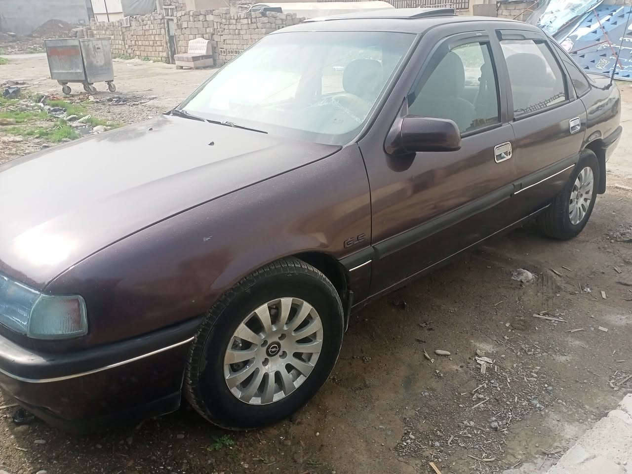 سلام عليكم فگتره للبيع الحجم 16 الموديل 91 محرك شرط گير شرط ضخم نظيف سياره مال جناي شرعي موجود وكاله من الوكيل تحويل من الشرعي العنوان موصل حي القاهره السعر 40 وبي مجال بسيط ***********
