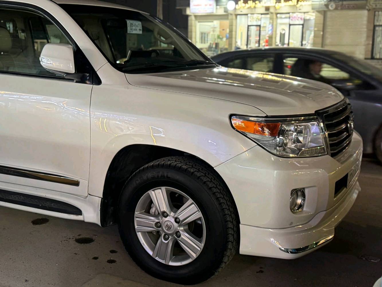 لاندكروز 2012 ابريمي اصل المرايه القلاب مايحتاج اذكر موصفاته معروفه فول واحد عل واحد ماكو شي مو شغال كله تمام كفاله من كلشي سياره عل وضع شركه مابيه كل نقص مكاني صويره لشراي يتصل سعر ٣٥٥. *********** 