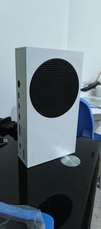 إكس بوكس سيريس أس • معه جوستكين • ناصرية