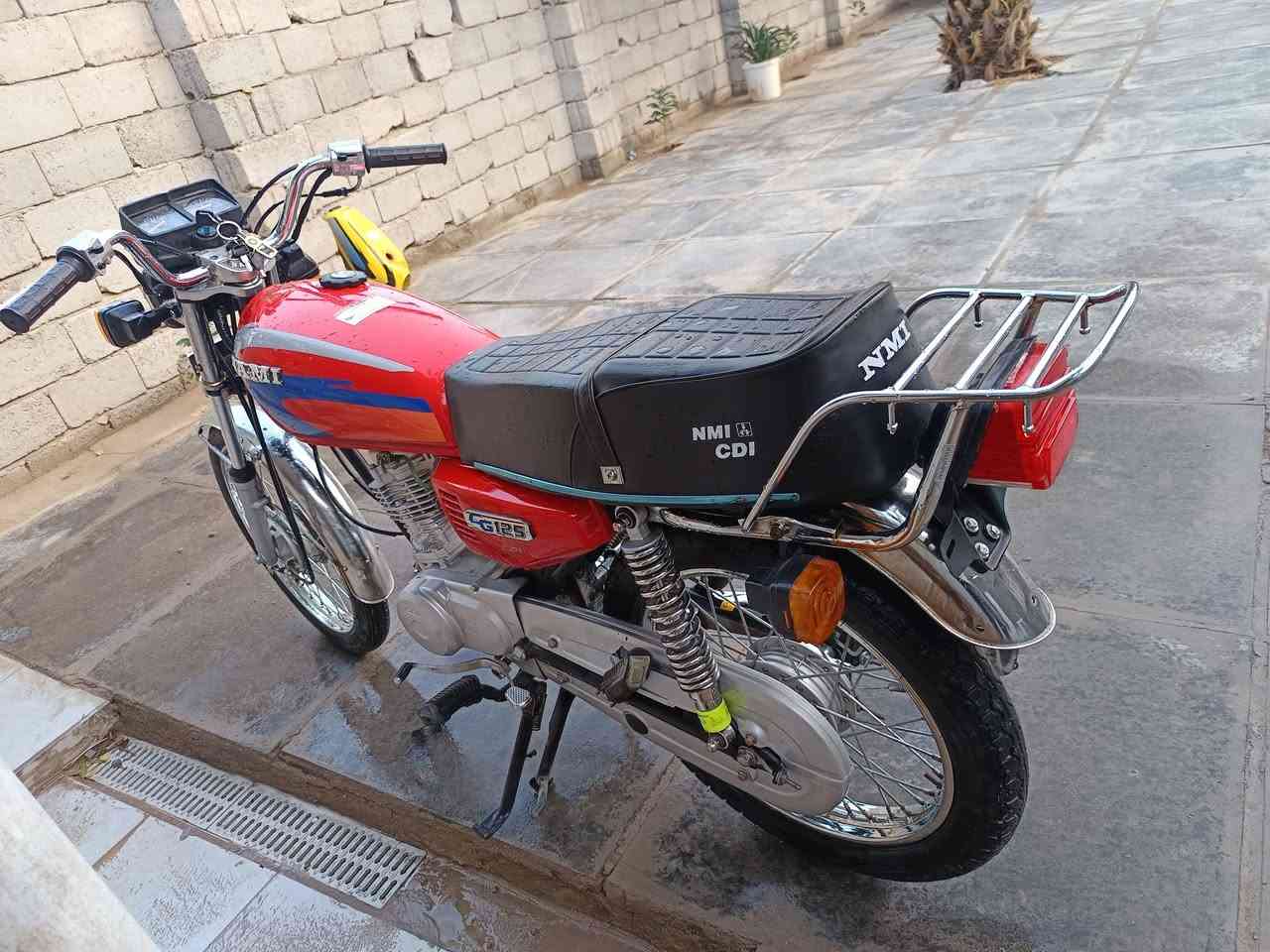 السلام عليكم 
نامه تعمير 25 كلك كلك مكفوله كفاله عامه مكينه وشاصي سعر (650 )مكان ديوانية دغاره *********** 📞
اخوان الموشراي لا يراسل 💜
