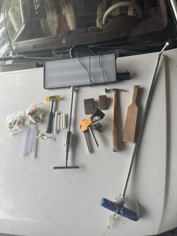 للبيع أدوات pdr للعلم كلهن جدد مستعملات مرة واحدة فقط السعر 200 الف ومشتريهن 300 الف للاستفسار ***********
