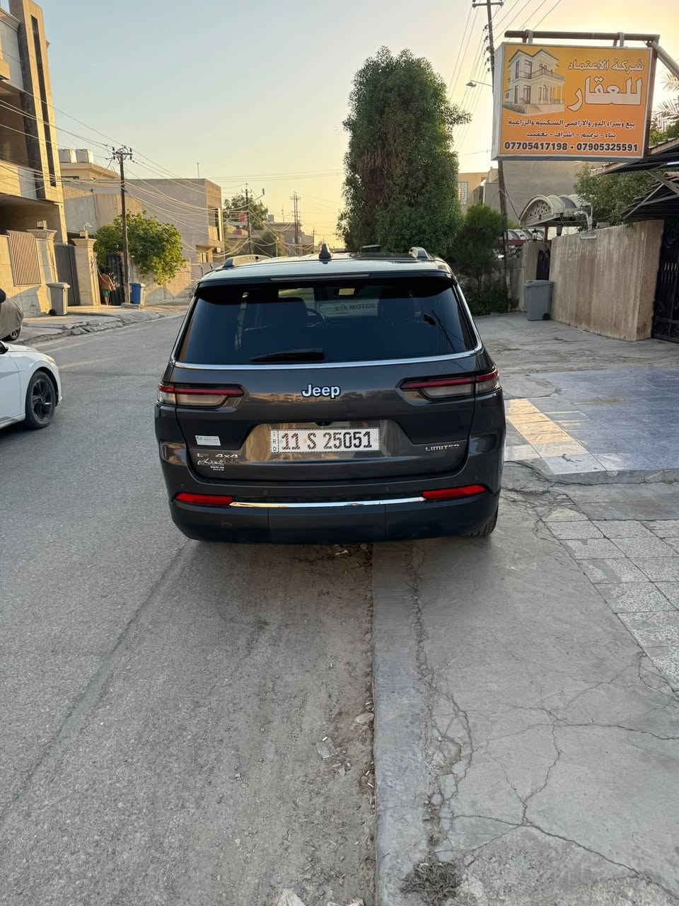 جيب للبيع موديل ٢١ بيه تبديل بنيد وصبغ جاملغ ايمن بدون ايرباك بدون شاصي السياره كلش نضيفه السبير منازل للتواصل بغداد حي الجامعه *********** السعر ٢٨٥ ورقه نقد فقط بدون مراوس
