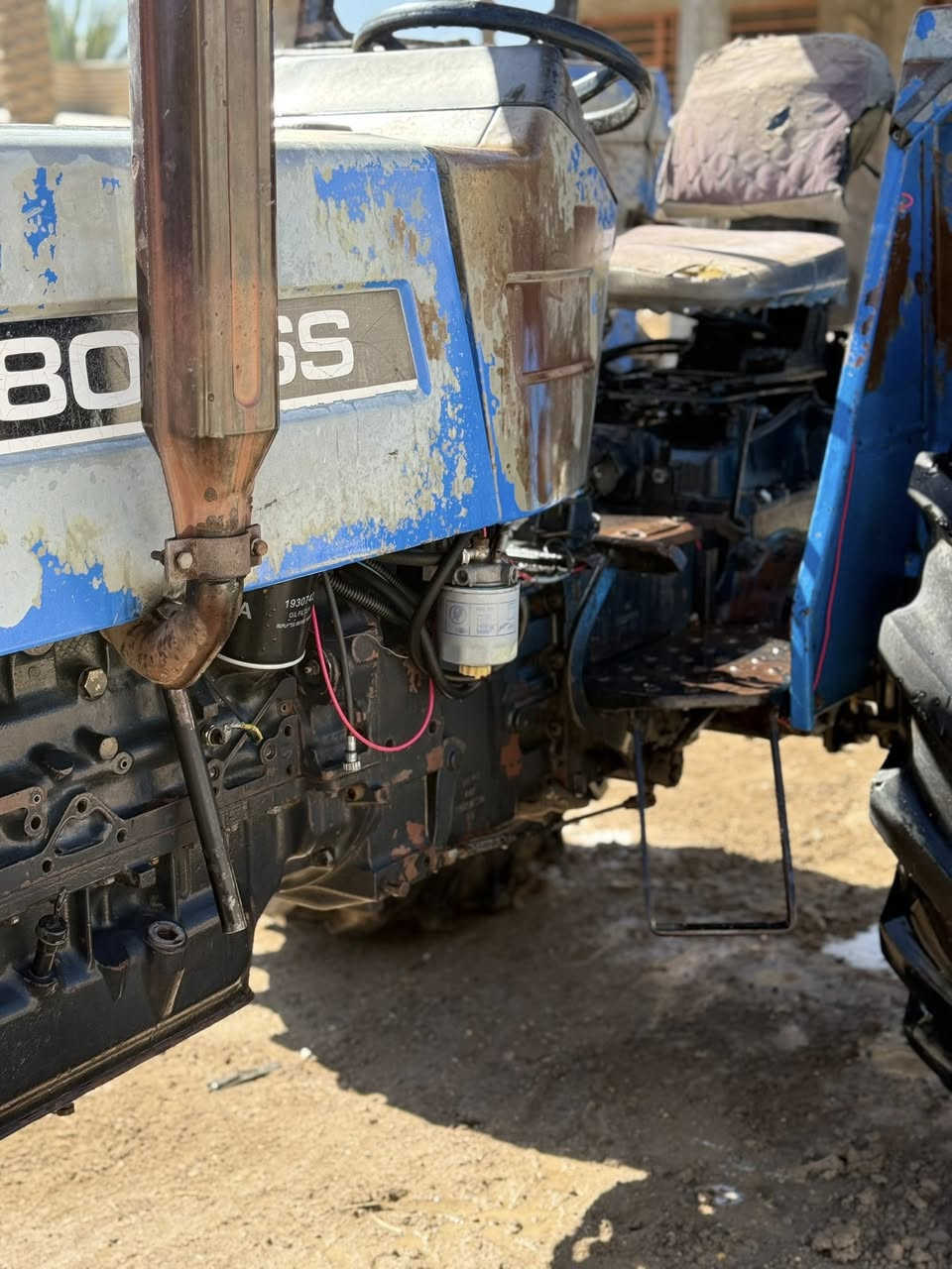 السلام عليكم
للبيع مكينه نيوهولند 2002 صدامي
مكينه جديده مابيه نقص برغي 
محرك كير تايرات كله جديد 
موضح بمقطع فيديو بلمنشور

السعر 16ونص مليون وبيه مجال
***********
بابل جبله
