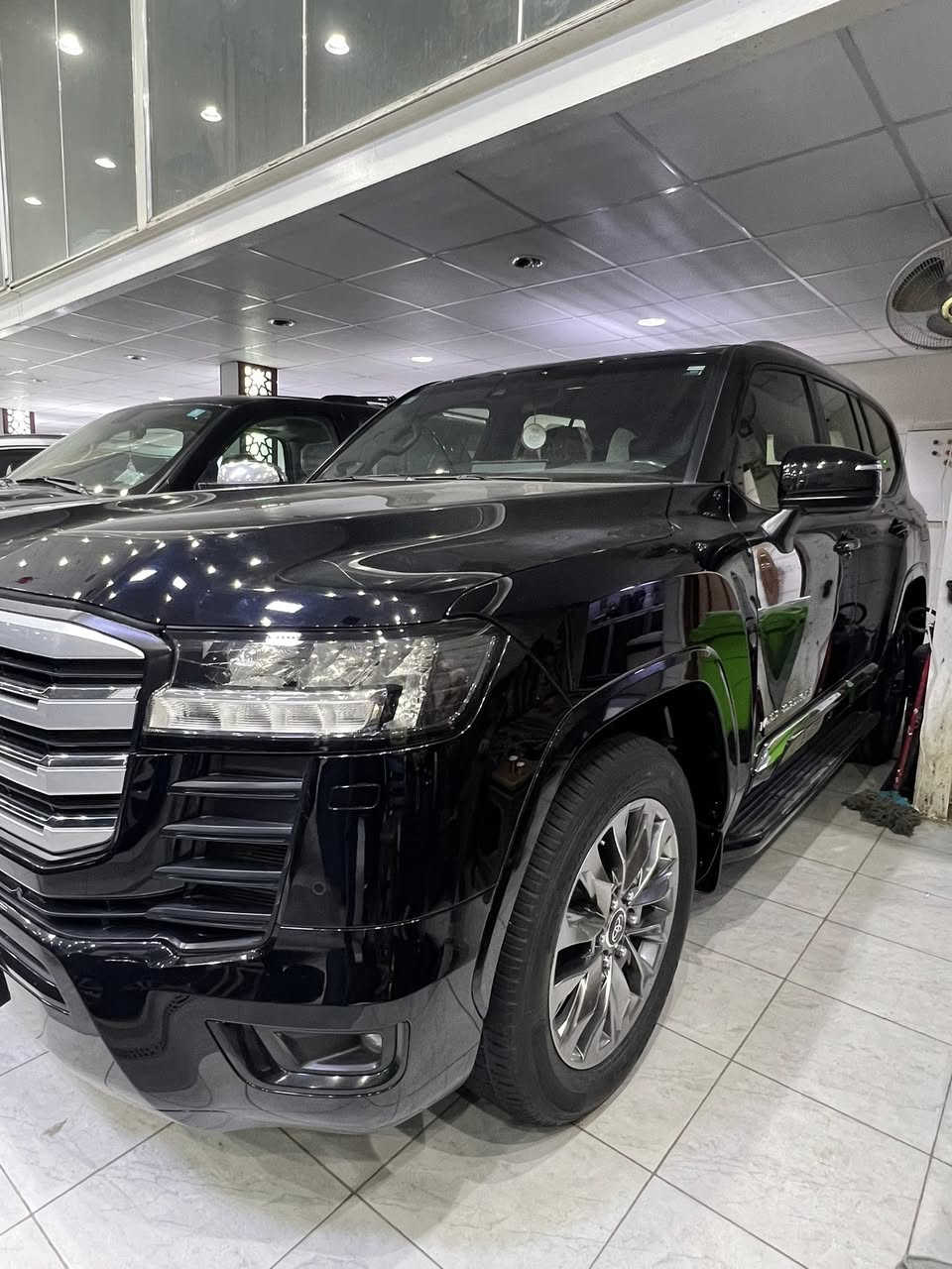 لاندكروز 2023 ساز ( كاز ) تون تيربو فول مواصفات كفاله عامه ماشيه 70 الف سياره كارتون جديده بمعنى الكلمه 
رقم بغداد الجديد بسمي تحويل مكاني بصره السعر 725 دولار 
***********
