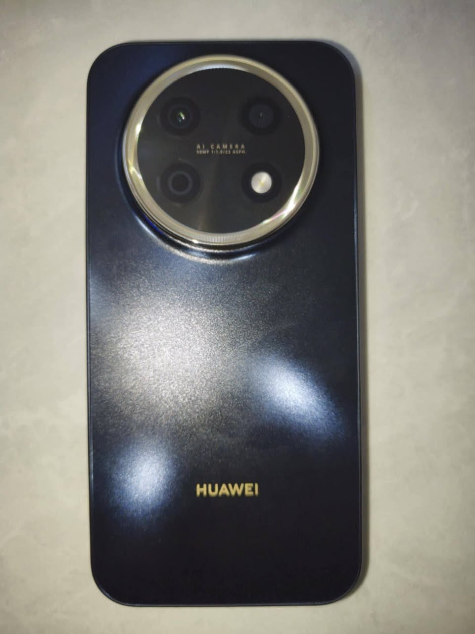 مواصفات هواوي نوفا 15 ماكس    +1                  هاتف Huawei Nova 15 Max هو هاتف ذكي يركز على تقديم بطارية ضخمة وشاشة ممتازة. يأتي الجهاز بسعة بطارية عملاقة \(8500\text{ mAh}\)، شاشة \(6.84\text{ inch}\) من نوع OLED، كاميرا رئيسية بدقة \(50\text{ MP}\)، ويدعم خدمات جوجل بالكامل.المواصفات التقنية الكاملةالمواصفةالتفاصيلالشاشةOLED بحجم 6.84 بوصة، دقة (\(2756 \times 1272\)) بكسل، ومعدل تحديث \(120\text{ Hz}\)المعالجثماني النواة (من هواوي)الذاكرة العشوائية (RAM)8 جيجابايت + 8 جيجابايت ذاكرة عشوائية افتراضية (إجمالي 16 جيجابايت)سعة التخزين (ROM)256 جيجابايتالكاميرا الخلفيةالرئيسية: 50 ميجابكسل (مستشعر RYYB)عدسة العمق: 2 ميجابكسل (بورتريه)الكاميرا الأمامية8 ميجابكسلالبطارية8500 مللي أمبير (سعة نموذجية)سرعة الشحنشحن سريع بقوة 40 واط، يدعم الشحن اللاسلكي العكسي 7.5 واطنظام التشغيلEMUI 14.0 (يدعم خدمات Google Play بالكامل)الصوتسماعات ستيريو مزدوجةالأبعاد والوزن\(163.3 \times 78 \times 7.98\text{ mm}\)، الوزن حوالي 232 جراماًميزات أخرىدعم NFC، زر جانبي مخصص قابل للتخصيص، متانة فائقة حاصلة على شهادة SGS السعر 390 للأستفسار الاتصال ***********
