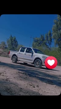 سياره كريت 2015 سعر 75بيه مجال تصل هذه رقم 07711970527