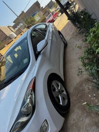 النترا • ٢٠١٣ • مكينة ١٨٠٠