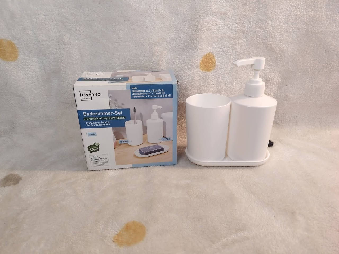 توفرت ادوات وعدد يدويه وميتلزمات منزليه 
اسعار اسفل كل صورة توصيل جميع المحافضات 3000


**إذا كنت صاحب هذا الإعلان وتريد حذفه لأي سبب، رجاءا أرسل رسالة إلى الدعم الفني**