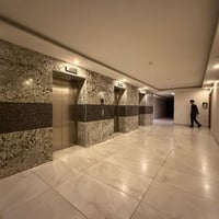 عقارات تهسیل ٠٧٥٠٣٨٣٨٢٠٦  Star Tower  2+1  550$