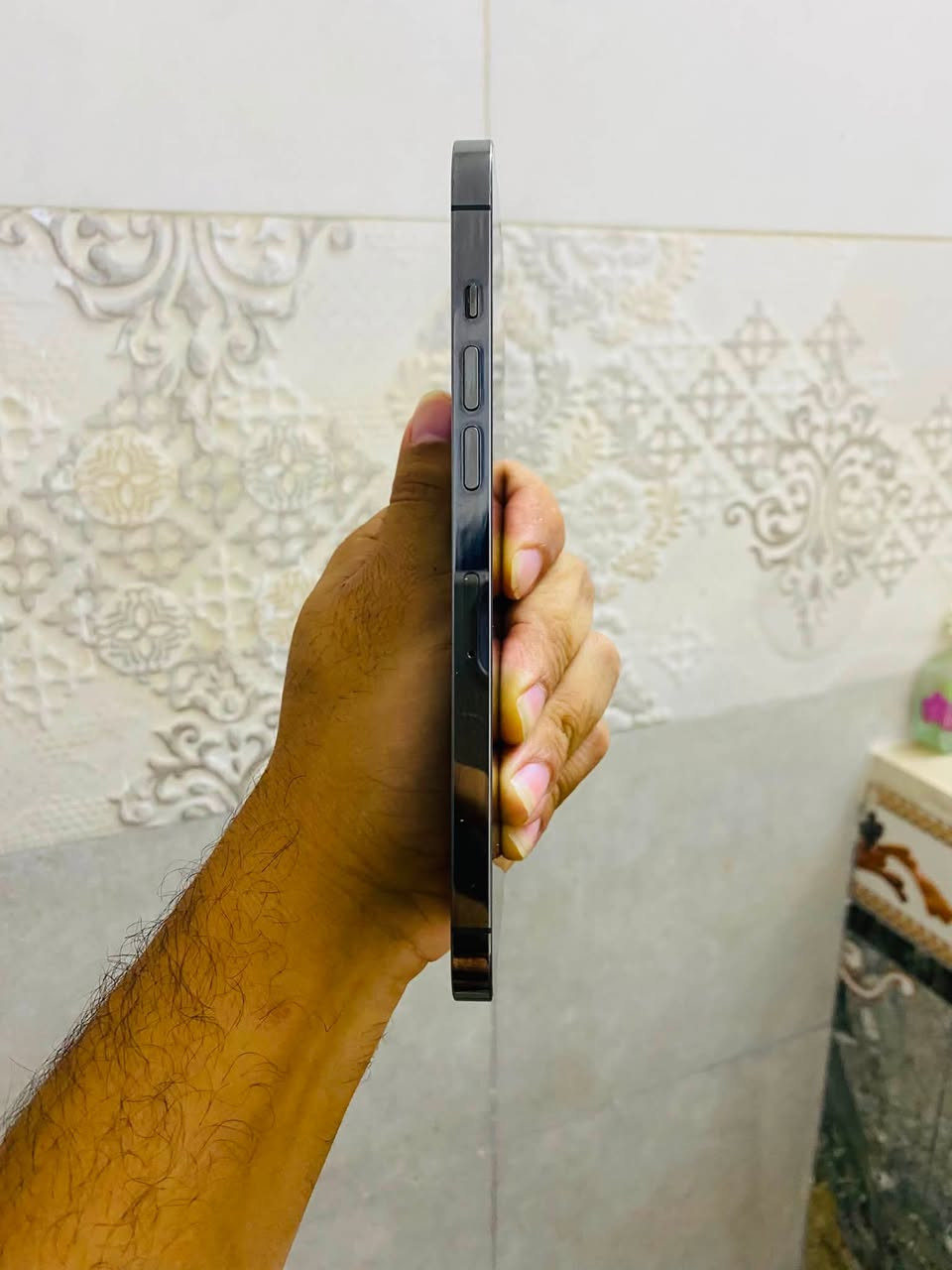 ايفون ١٢ برو ماكس
ذاكرة ٢٥٦ 

بطارية ٨٠ 

جهاز مامفتوح 

نظافة ١٠٠/١٠٠ 

مكاني نجف 

السعر ٤٧٥ 

***********
