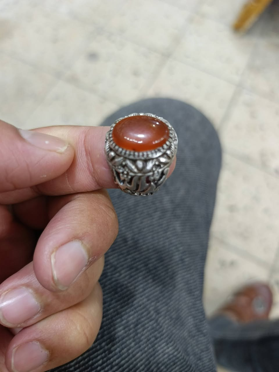 السلام عليكم
للبيـع  فقط
يماني شفة العبد بـ 100
يماني مشمشي كبير مخطوط (انا اعطيناك الكوثر)بـ 75
يماني مشمشي خنصر بـ 30
سترين اصلي بـ 55
سليماني عقد السان بـ 50
نيشابورية بـ 30
مكاني ذي قار


**إذا كنت صاحب هذا الإعلان وتريد حذفه لأي سبب، رجاءا أرسل رسالة إلى الدعم الفني**